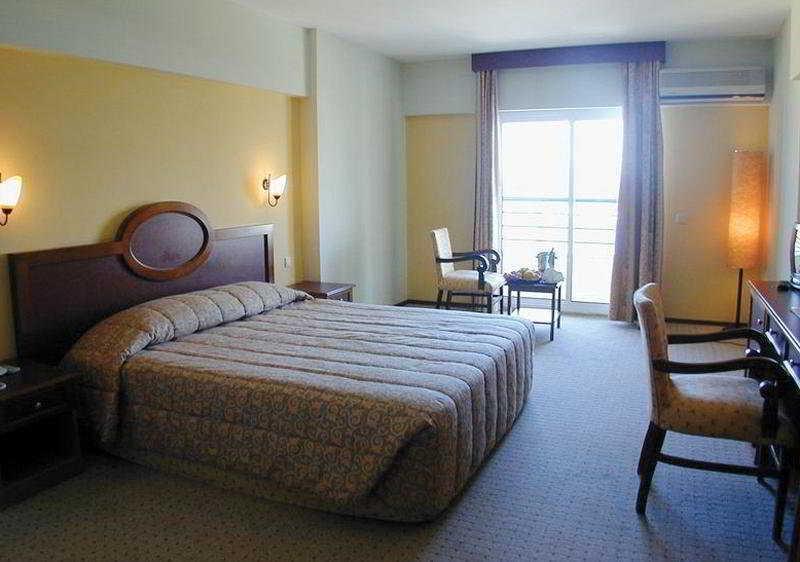 Kayhanbey Hotel คูซาดาซี ภายนอก รูปภาพ