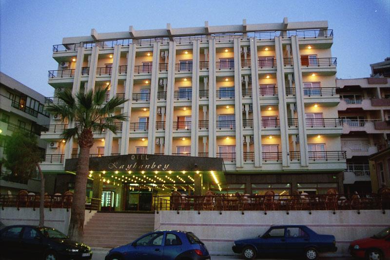 Kayhanbey Hotel คูซาดาซี ภายนอก รูปภาพ