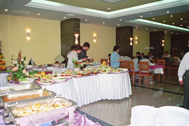 Kayhanbey Hotel คูซาดาซี ภายนอก รูปภาพ