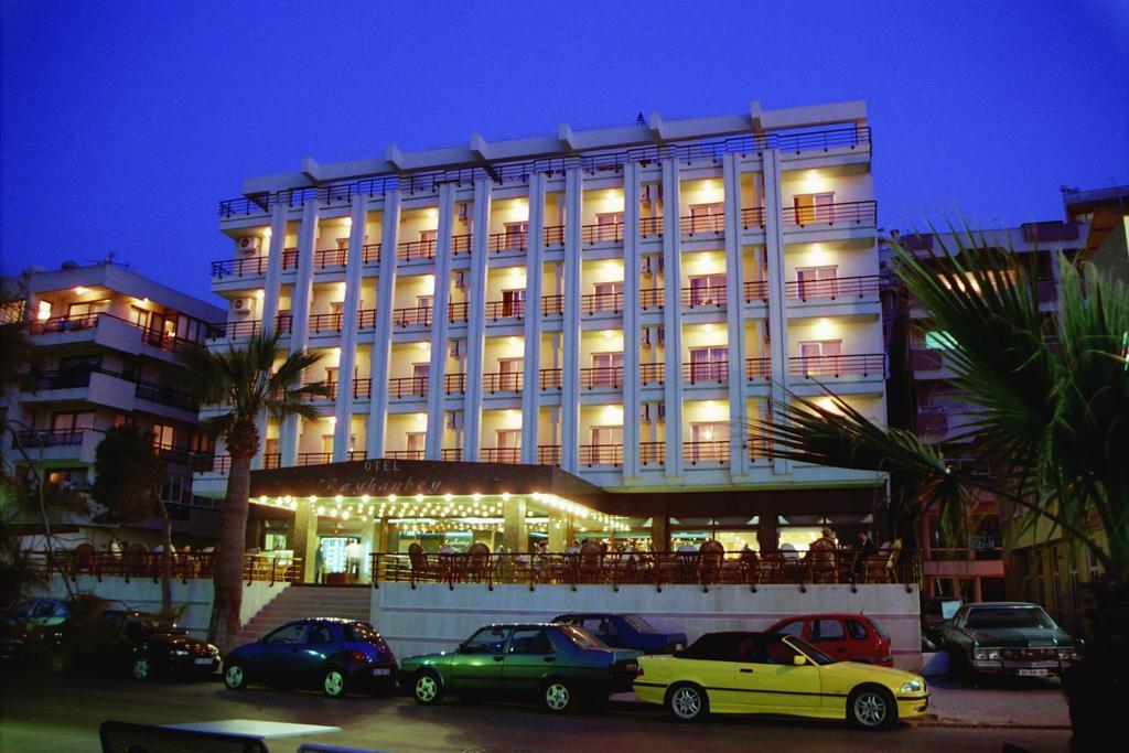 Kayhanbey Hotel คูซาดาซี ภายนอก รูปภาพ