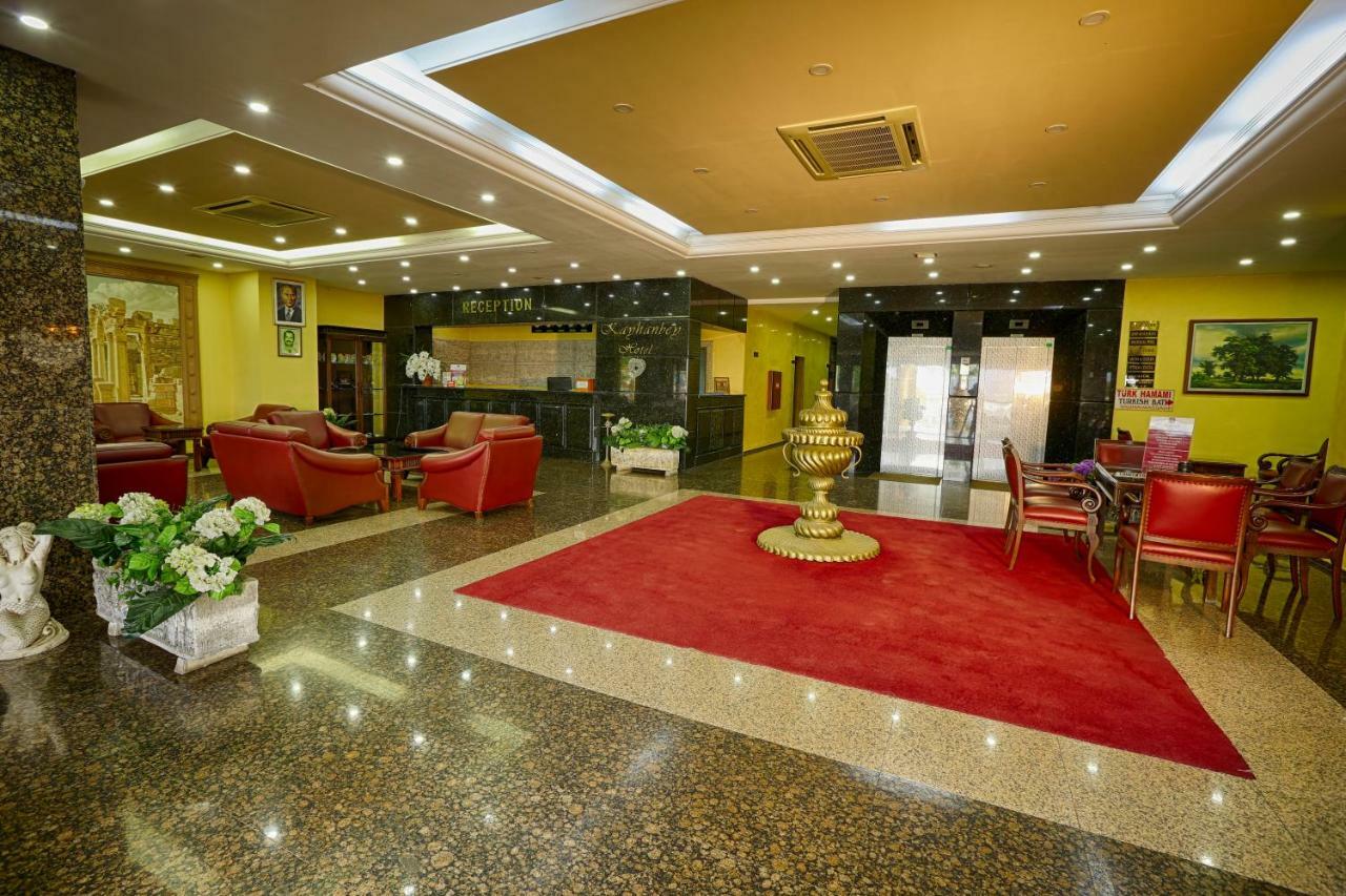 Kayhanbey Hotel คูซาดาซี ภายนอก รูปภาพ